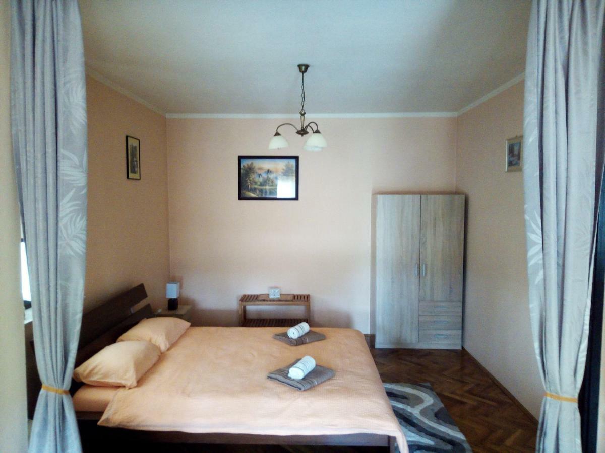 Studio Apartment Ivona & Tin Слуни Экстерьер фото